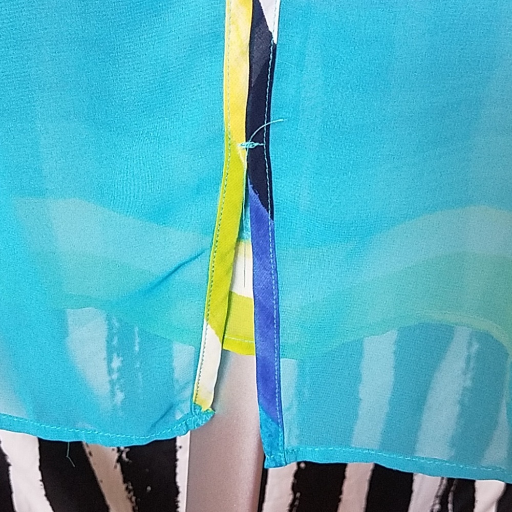 Striped Top - Picture 5 of 5